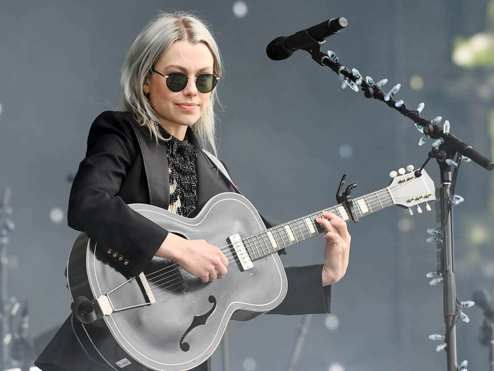 How to Replicate the Iconic Rubber Bridge Tone on Your Acoustic Guitar - Gsus4