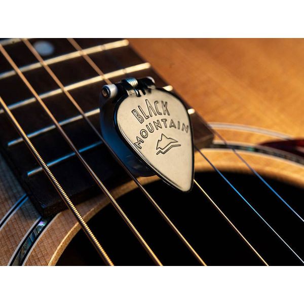 Black Mountain | Spring Loaded Thumb Pick | Right Handed | Black & Blue | 0.5mm
