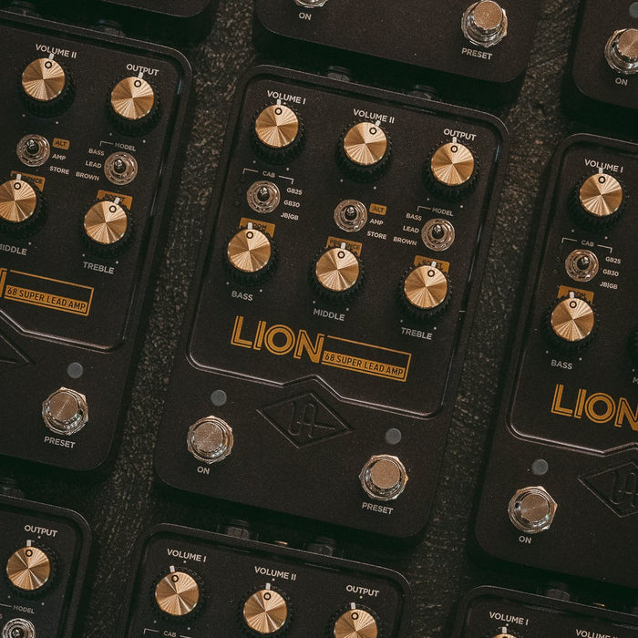 Universal Audio | UAFX LION '68 | Super Lead British Plexi Amp | w/ FREE 1x TourGear Design Cable