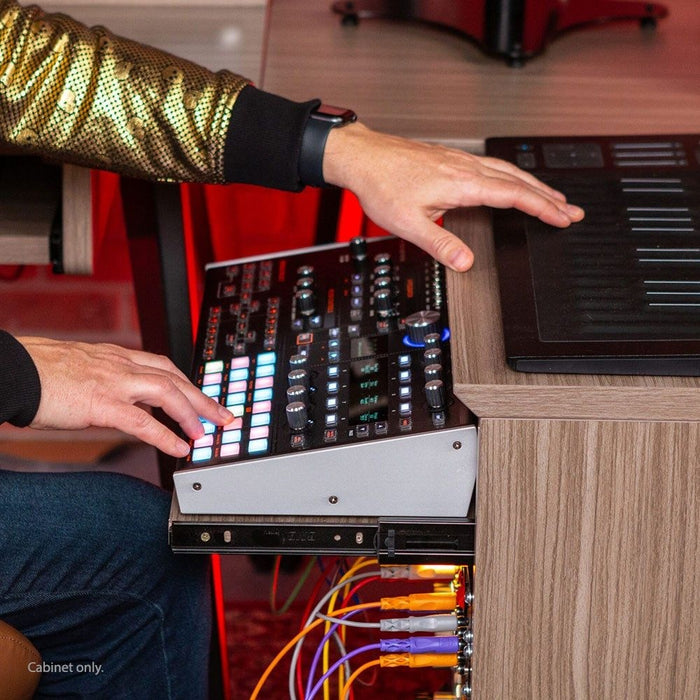 Gator | Elite Series | 10U Studio Rack Cabinet (Maple)