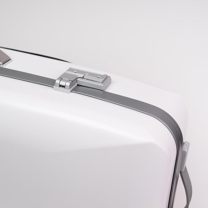 BAM ICE SUPREME Hightech Oblong Viola Case with Back Pocket - White / Silver Version (SUP5301XLWS) - Gsus4