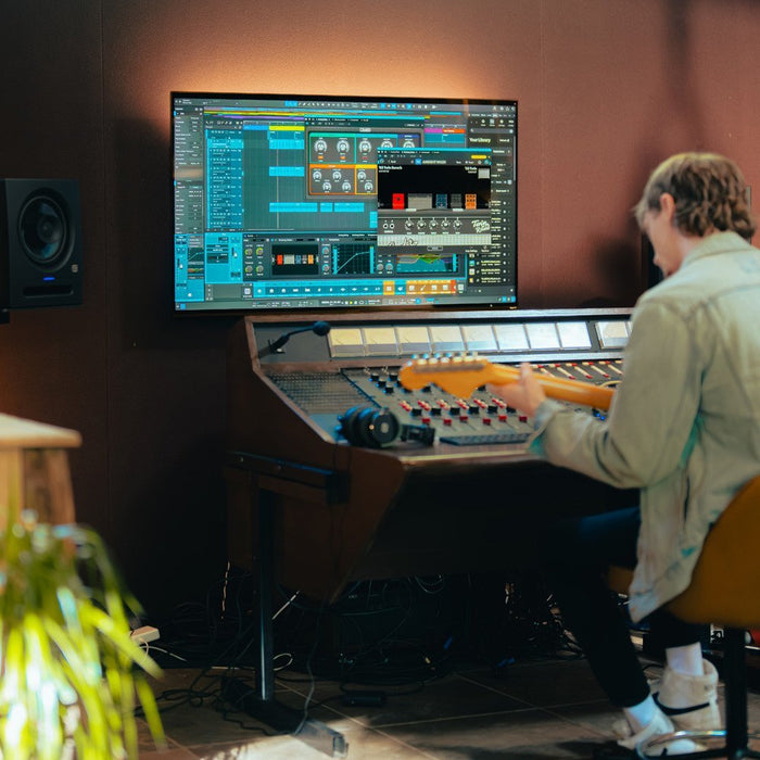 Fender | Studio Pro 8 | Crossgrade From Any Other Daw Software | eLicense (FES-FSP8X) - Gsus4