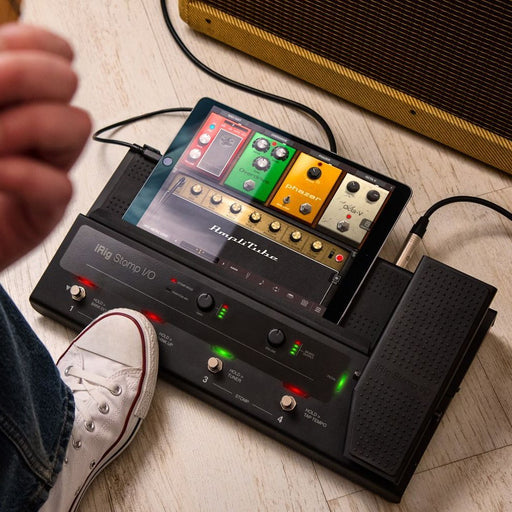 IK Multimedia iRig Stomp I/O BUNDLE w/ Amplitube 5 SE & USB Pedalboard Controller /Audio Interface