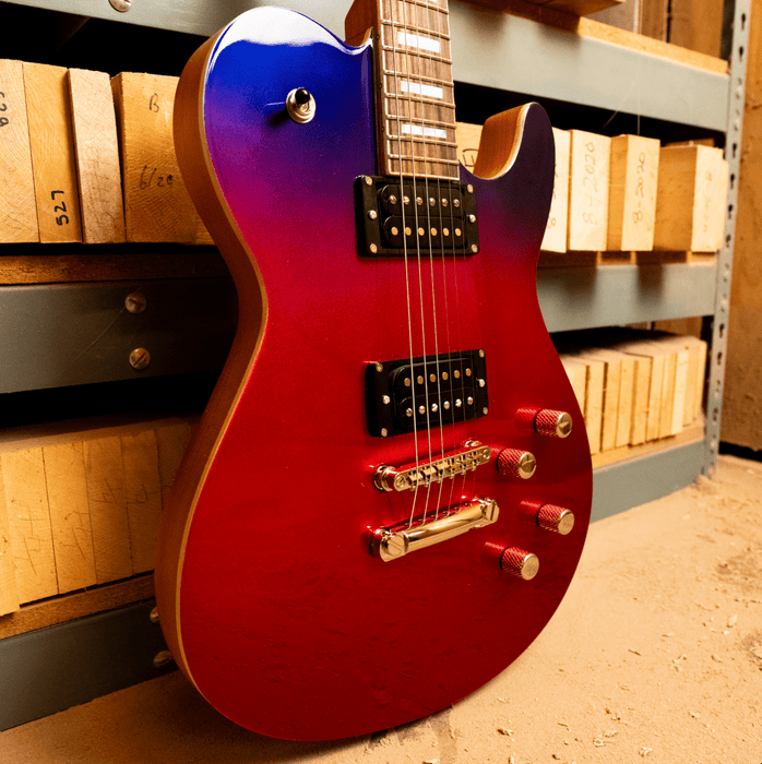 James Tyler | JTG - M1 | Versatile HH Powerhouse | Jim Burst Betallic (JTG-M1-Black-Sparkle) - Gsus4