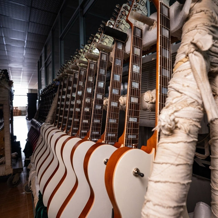 James Tyler | JTG - M1 | Versatile HH Powerhouse | White Pearl (JTG-M1-White-Pearl) - Gsus4