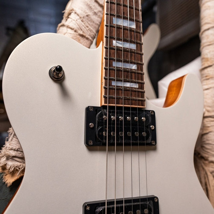 James Tyler | JTG - M1 | Versatile HH Powerhouse | White Pearl (JTG-M1-White-Pearl) - Gsus4
