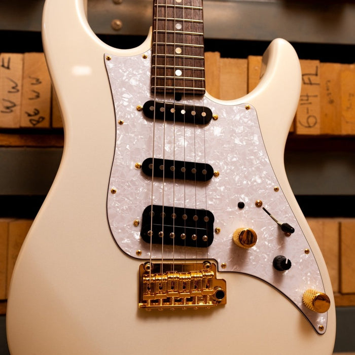 James Tyler | JTG - MK1 | Modern HSS Axe | White Pearl (JTG-MK1-White-Pearl) - Gsus4