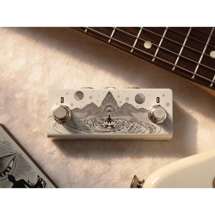 Klowra | ANIMUS | Horizontal | Universal Dual Momentary Footswitch | w/ TRS Map Toggle Switch (Klowra-Animus-Horizontal) - Gsus4