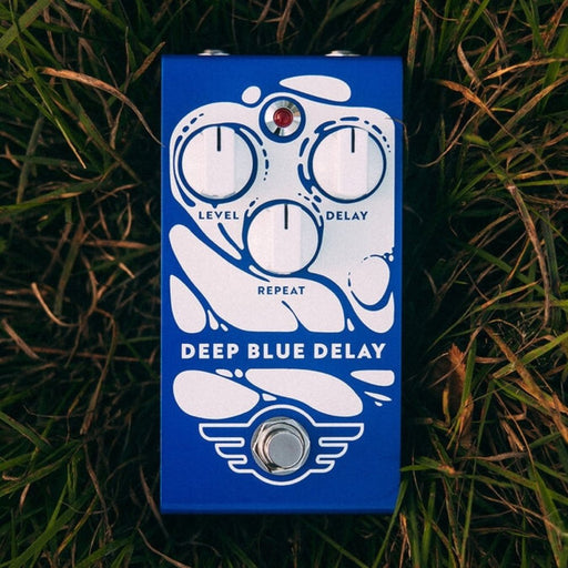 Mad Professor | HANDWIRED Deep Blue Delay | Tape Echo Delay (MAD-DBD-HW) - Gsus4