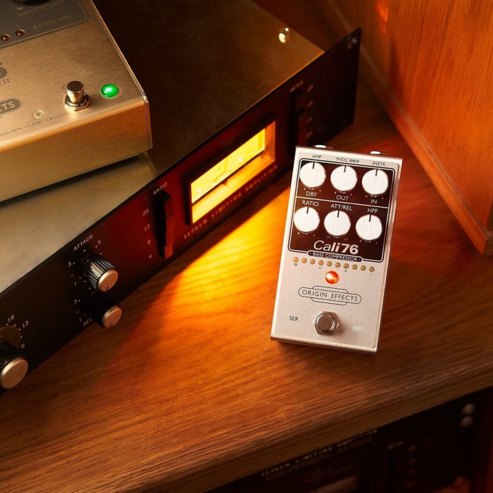 Origin Effects | Cali76 BASS Compressor | w/ Sidechain HPF Control | Inspired by Urei 1176 | Black (OEX - 0068 - 00) - Gsus4