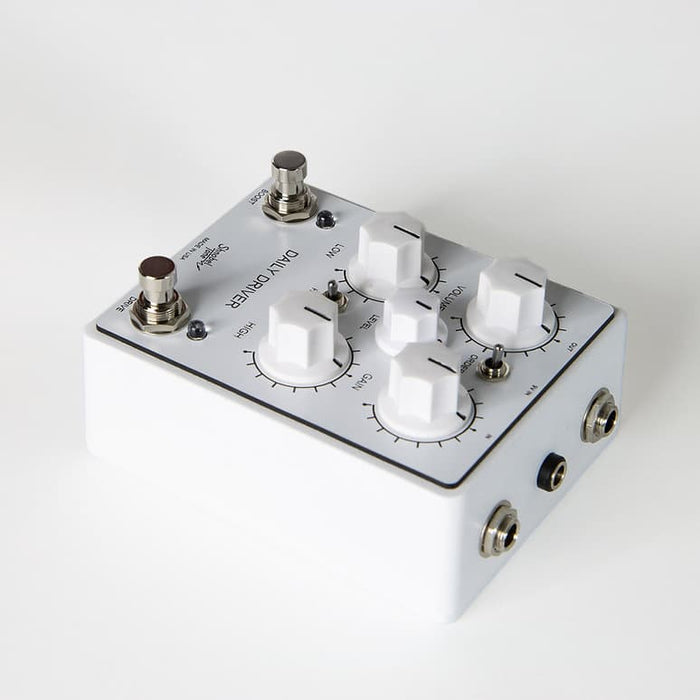 Shnobel Tone | DAILY DRIVER BOOST | Overdrive & Clean Boost in One | White (SH - DAILYDRIVERBOOST - WH) - Gsus4