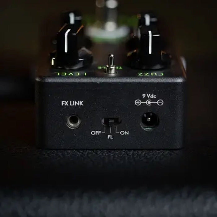 Suhr Rufus Black Edition Fuzz Pedal (720135) - Gsus4