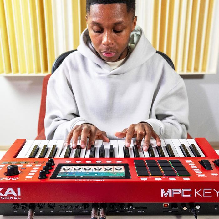 AKAI | MPC KEY 37 | Standalone Production Keyboard Synthesizer