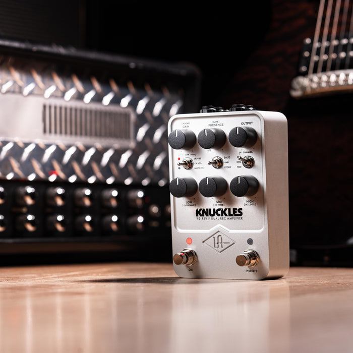 Universal Audio | UAFX KNUCKLES | '92 Dual Rec Amp w/ TS Overdrive | Based on Mesa Boogie Dual Rectifier