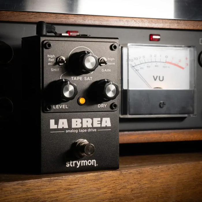 Strymon LA BREA Analog Tape Saturation Drive Inspired by DECO