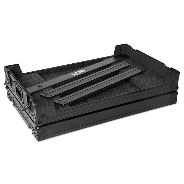 UDG Ultimate Flight Case Multi Format 3XL Plus w/ Wheels (Black) (63/F - U91070BL) - Gsus4
