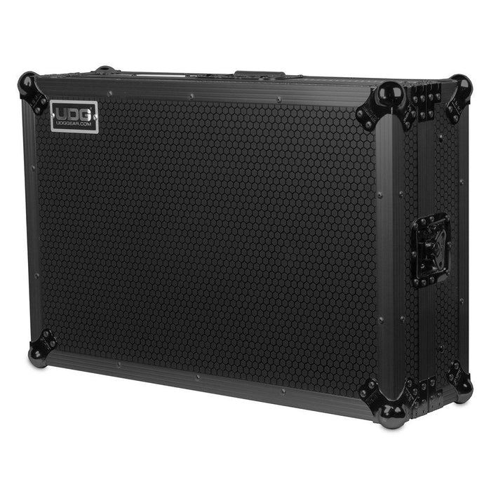 UDG Ultimate Flight Case NI Traktor Kontrol S4 MK3 w/ Laptop Shelf (Black) (63/F - U91064BL) - Gsus4