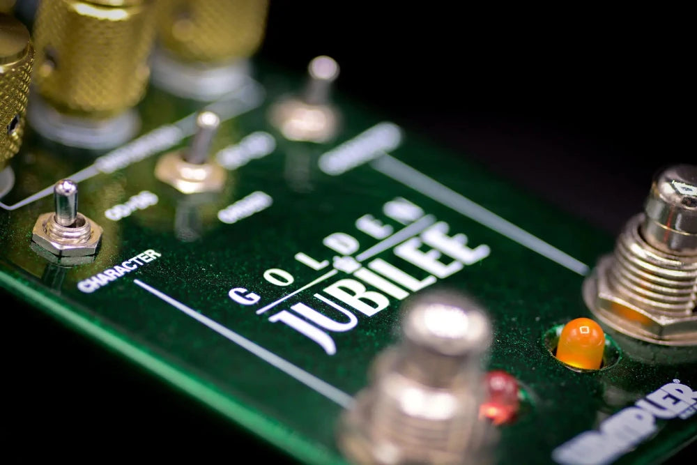 Wampler | Golden Jubilee | Dual Overdrive & Distortion | Plexi & Mesa Tones In a Box (WP-GOLD-JUBILEE) - Gsus4